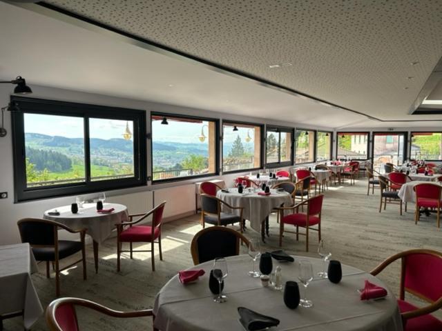 Le Bel Vue Hotel Le Cergne Buitenkant foto